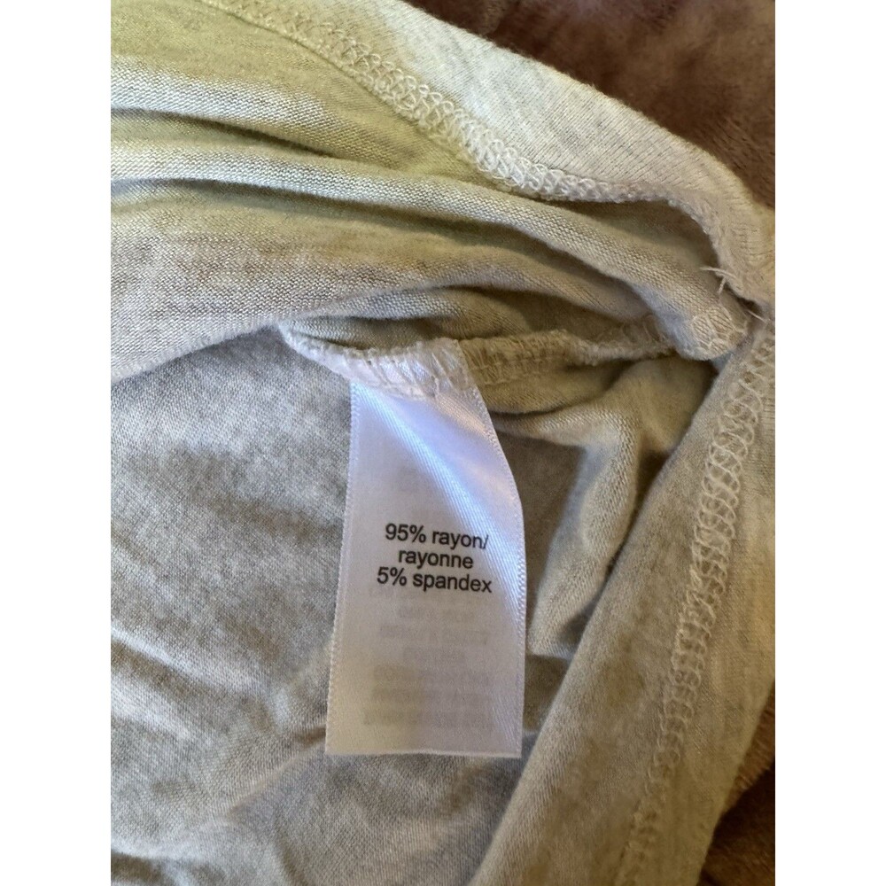Maurices Women’s 1X Be the Sunshine Sunflower Graphic Tee Beige Plus Size - Picture 8 of 9